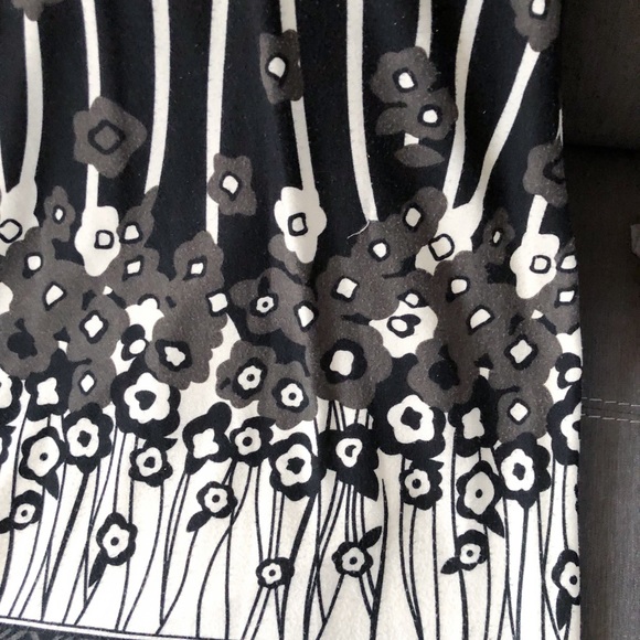 Black and Tan dress - Picture 3 of 4